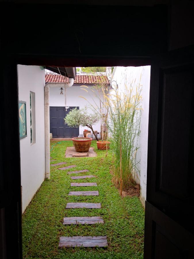 Colin'S Place Malacca Exterior foto